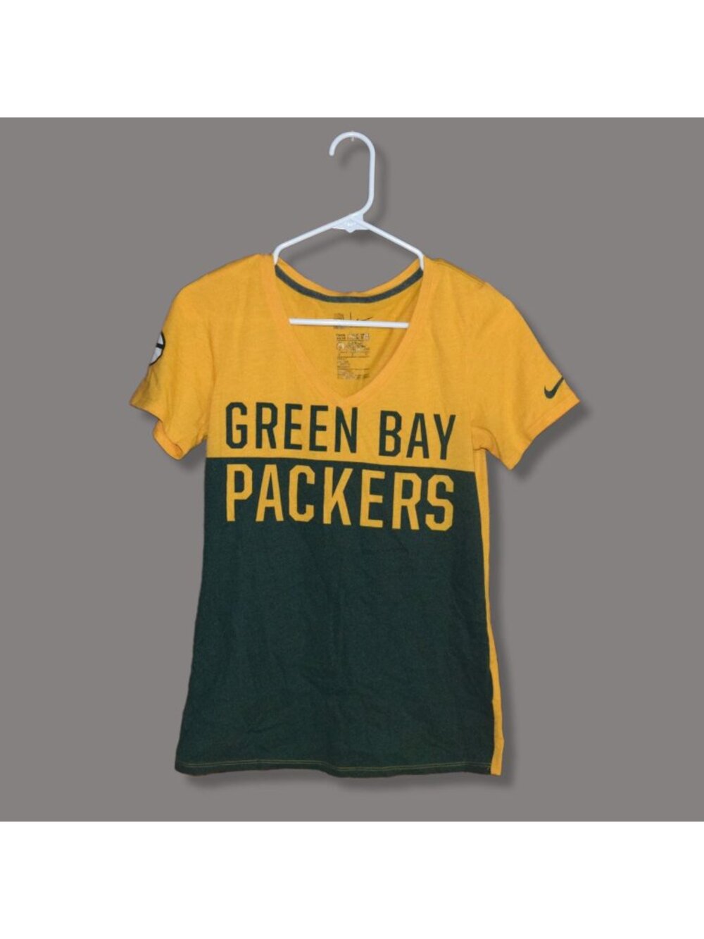Nike NFL Team Apparel Women's Sz S Green Bay Packers T-Shirt